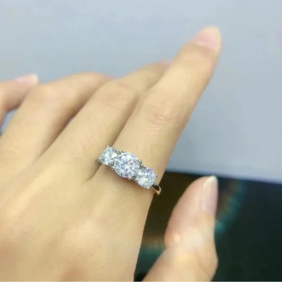 🔥Sterling Silver 925 5CT Certified Moissanite Brilliant Cut Wedding Ring Size 7